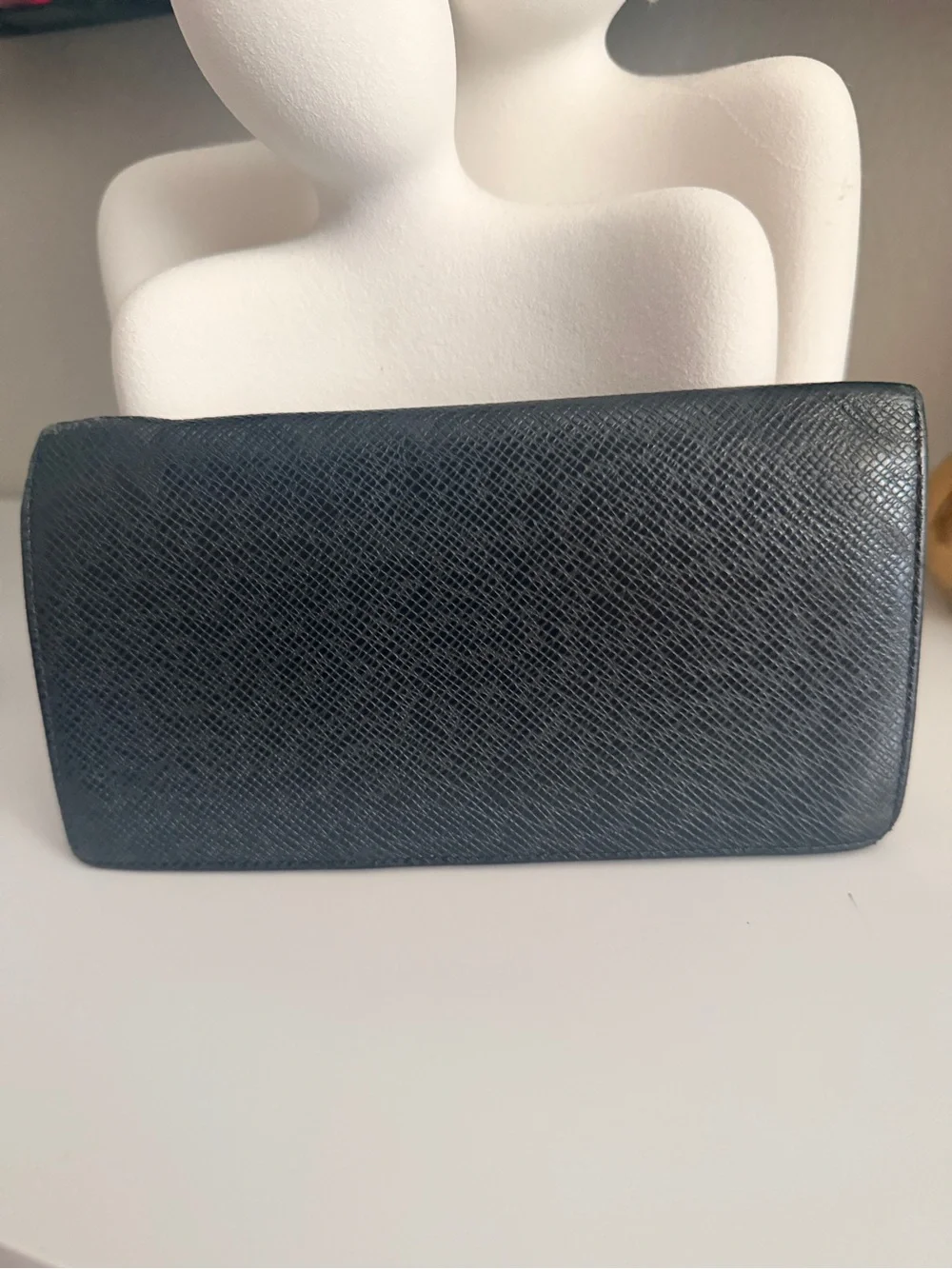 Authentic Louis Vuitton Black Taiga Leather Long Bifold Wallet